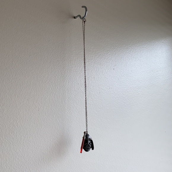 Vader Necklace! - Picture 3 of 4